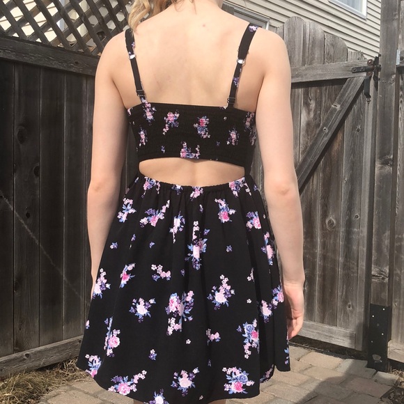 Floral summer dress from garage - Picture 3 of 5